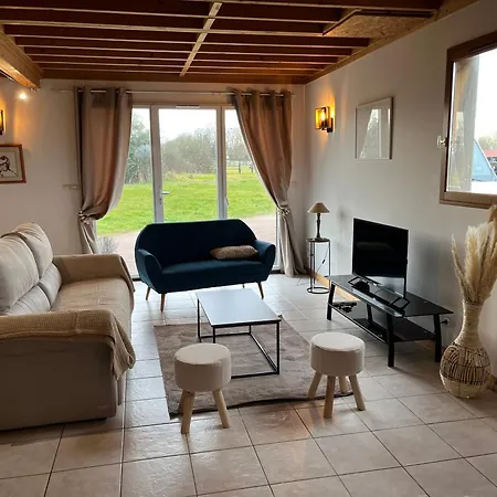Holiday home Maison Au Haras Hotot-en-Auge